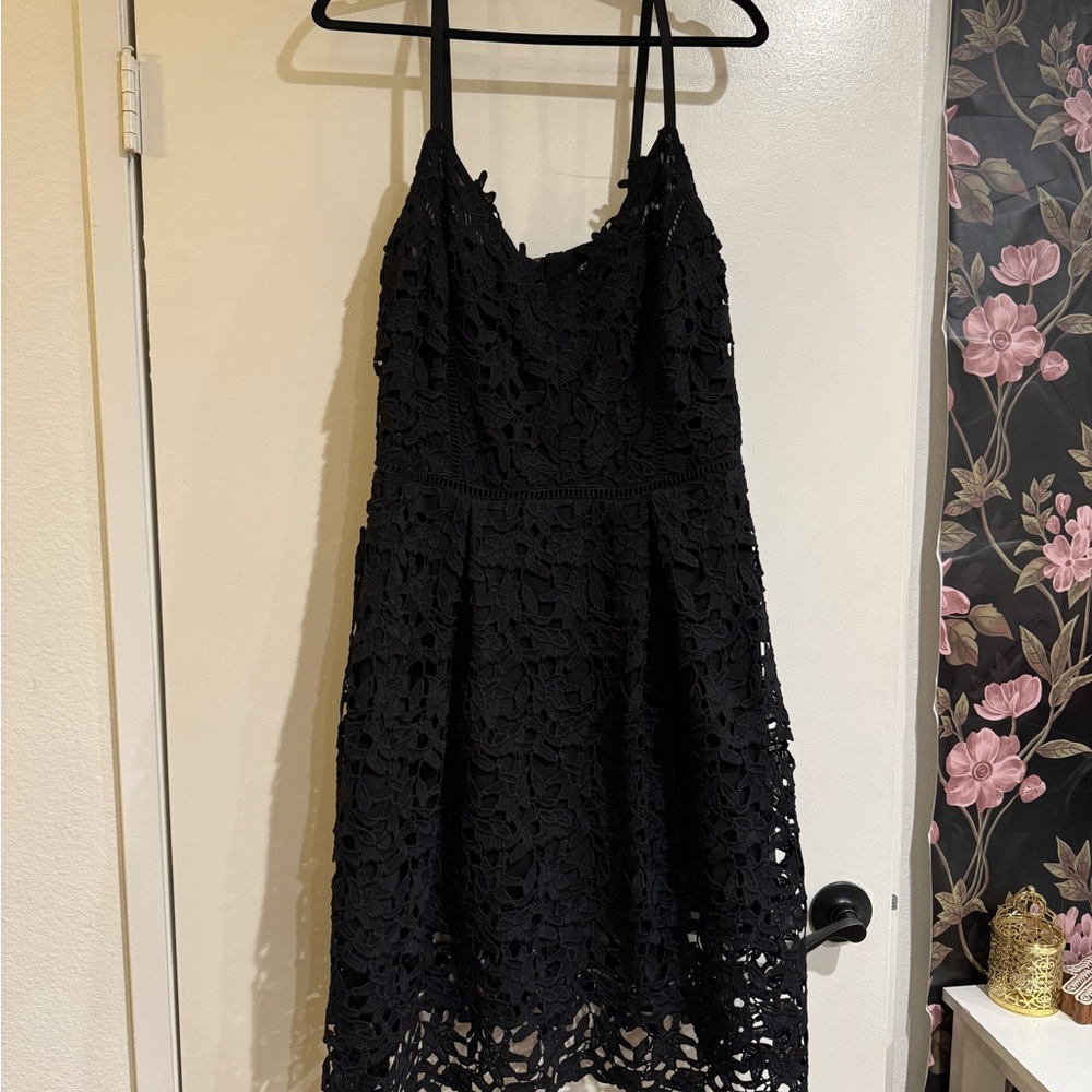 City Chic Black Spaghetti Strap Midi Sundress